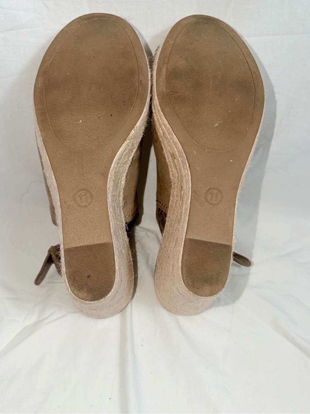 Universal Thread Beige Suede Espadrille Platform Wedge Sandals Peep Toe Size 11 - Picture 9 of 13